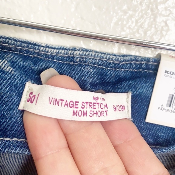 SO High Rise Vintage Stretch Light Wash Paperbag Mom Shorts - Picture 10 of 12